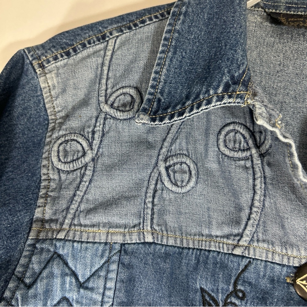 New Direction Patchwork Denim Jacket With Embroid… - image 6